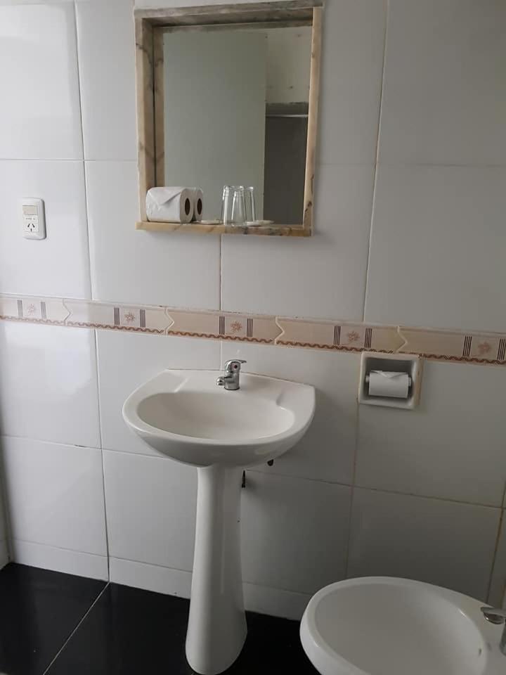 Hotel Puerto Las Palmas Пунта-дель-Эсте Экстерьер фото
